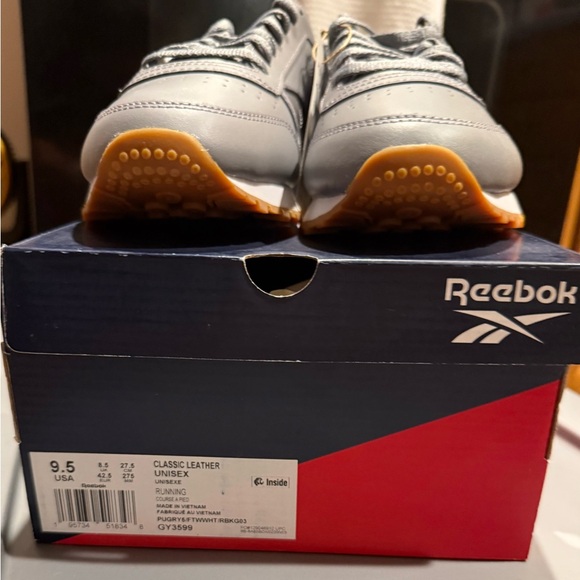 Reebok Classic Leather Shoes - Gray - Picture 3 of 8